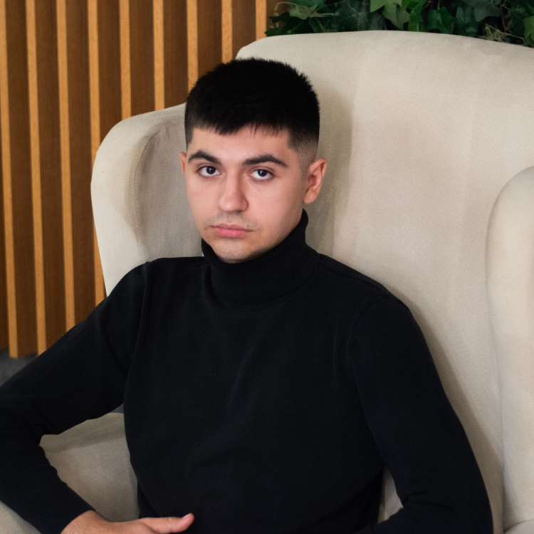 Dušan K.