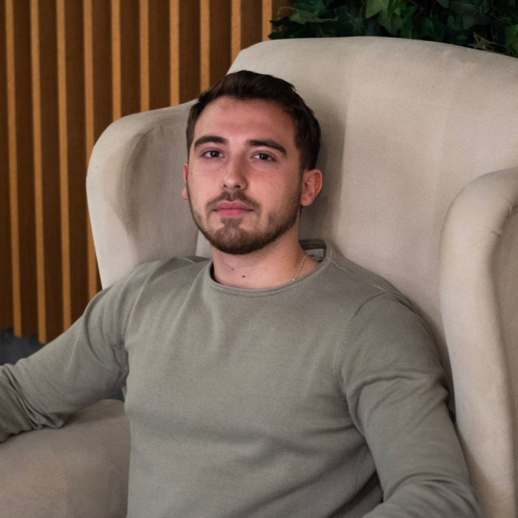 Miloš M.